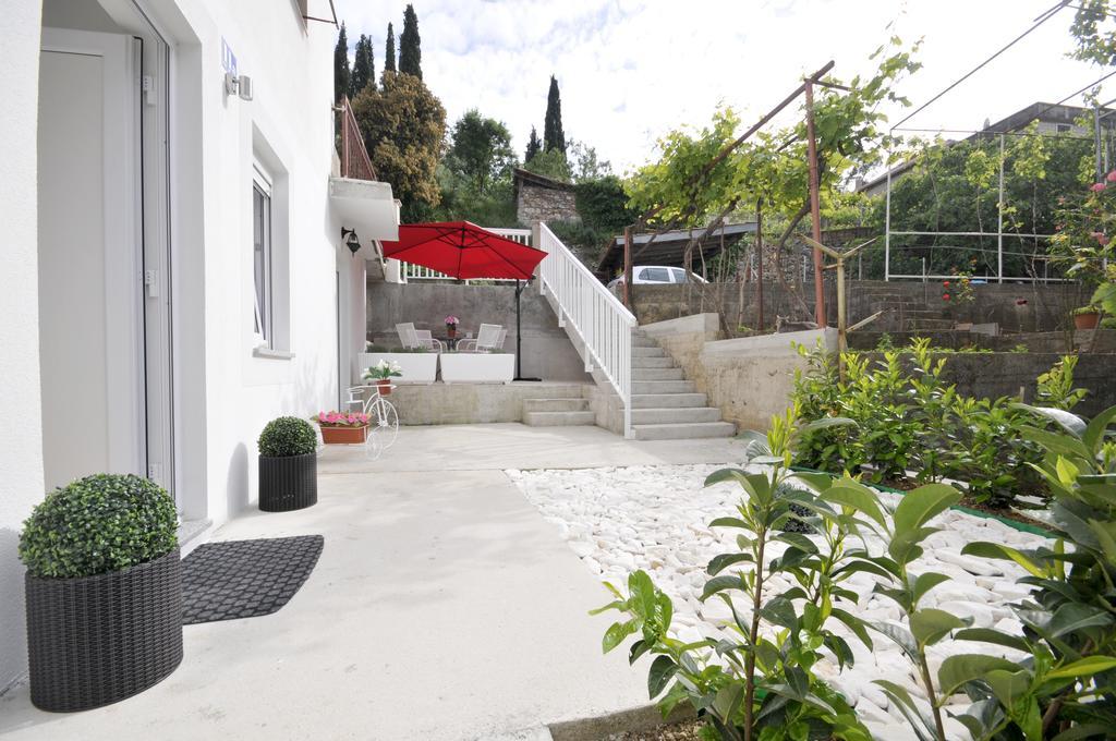 Apartmani Mijatovic Trogir Exterior photo